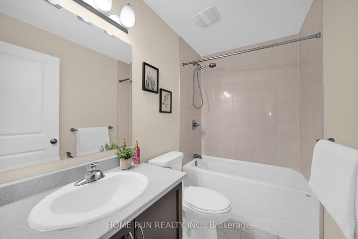 Photo 25 at 818 Clarity Avenue, Nepean (Heritage Park), Ottawa