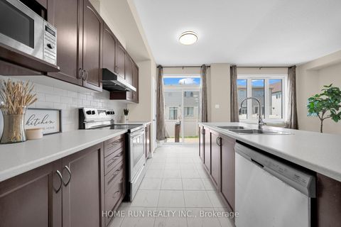 Photo 9 at 818 Clarity Avenue, Nepean (Heritage Park), Ottawa
