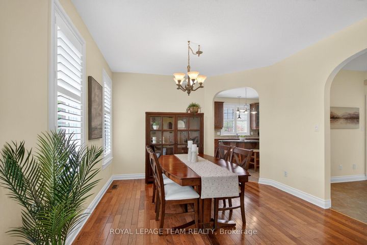 Photo 7 at 259 Cairnsmore Circle, Nepean (Stonebridge), Ottawa