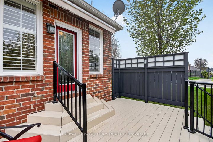 Photo 16 at 259 Cairnsmore Circle, Nepean (Stonebridge), Ottawa