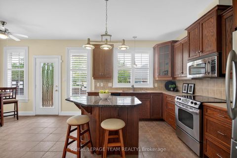 Photo 12 at 259 Cairnsmore Circle, Nepean (Stonebridge), Ottawa