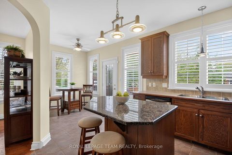 Photo 13 at 259 Cairnsmore Circle, Nepean (Stonebridge), Ottawa