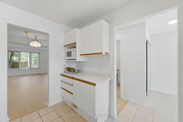 Photo 9 at 54 - 920 Dynes Road, Nepean (Carleton Square), Ottawa