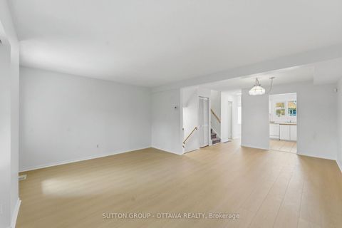 Photo 2 at 54 - 920 Dynes Road, Nepean (Carleton Square), Ottawa