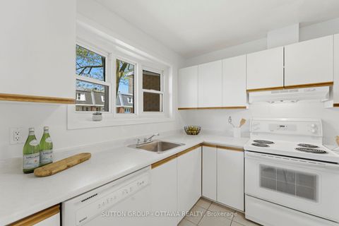 Photo 8 at 54 - 920 Dynes Road, Nepean (Carleton Square), Ottawa