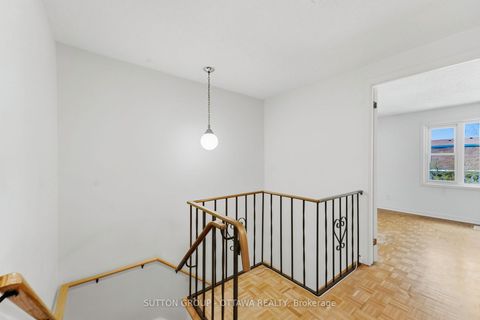 Photo 15 at 54 - 920 Dynes Road, Nepean (Carleton Square), Ottawa