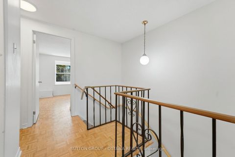 Photo 16 at 54 - 920 Dynes Road, Nepean (Carleton Square), Ottawa