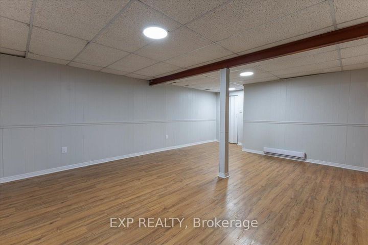 Photo 38 at 15 JANSEN Road, Nepean (Sheahan Estates/Trend Village), Ottawa