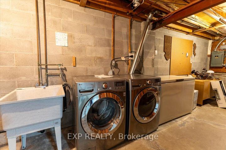 Photo 39 at 15 JANSEN Road, Nepean (Sheahan Estates/Trend Village), Ottawa