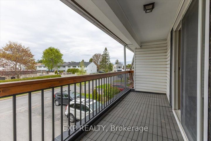Photo 43 at 15 JANSEN Road, Nepean (Sheahan Estates/Trend Village), Ottawa