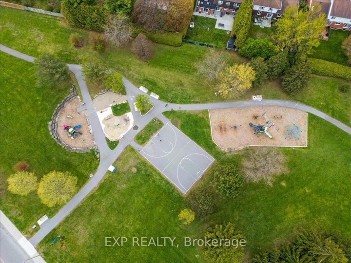 Photo 46 at 15 JANSEN Road, Nepean (Sheahan Estates/Trend Village), Ottawa