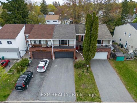 Photo 3 at 15 JANSEN Road, Nepean (Sheahan Estates/Trend Village), Ottawa
