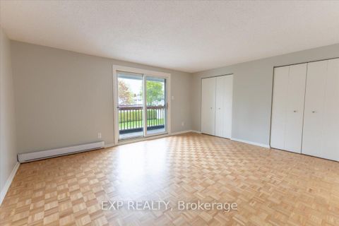 Photo 21 at 15 JANSEN Road, Nepean (Sheahan Estates/Trend Village), Ottawa