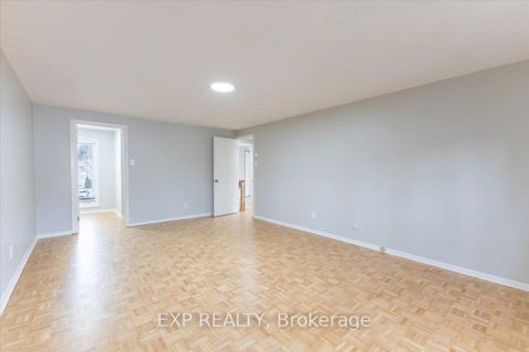 Photo 27 at 15 JANSEN Road, Nepean (Sheahan Estates/Trend Village), Ottawa