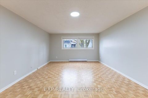 Photo 28 at 15 JANSEN Road, Nepean (Sheahan Estates/Trend Village), Ottawa