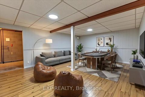 Photo 37 at 15 JANSEN Road, Nepean (Sheahan Estates/Trend Village), Ottawa