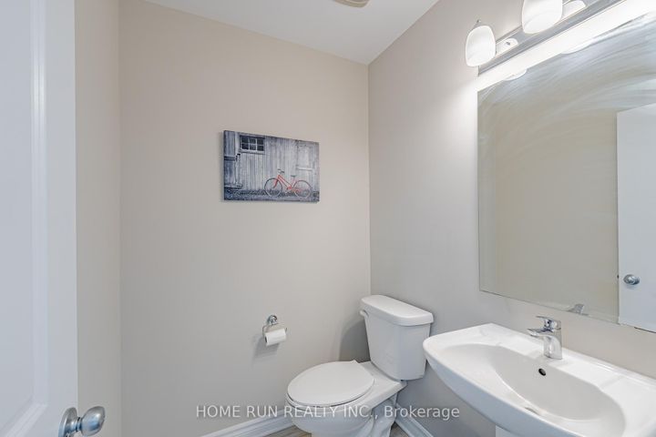 Photo 5 at 42 CLONFADDA Terrace, Nepean (Half Moon Bay), Ottawa