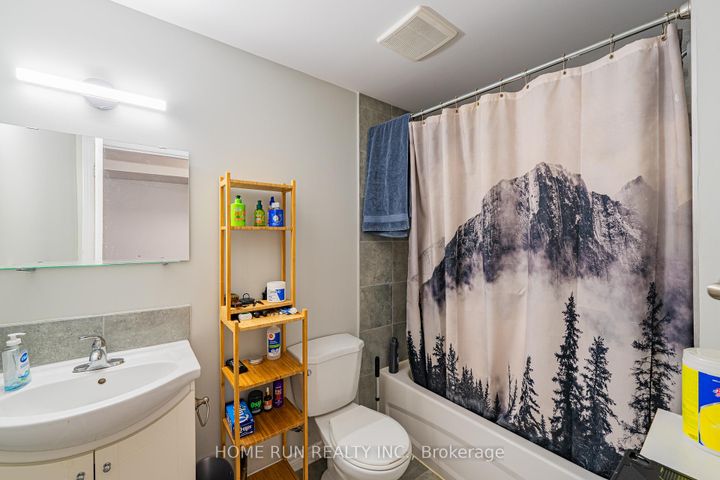 Photo 19 at 42 CLONFADDA Terrace, Nepean (Half Moon Bay), Ottawa