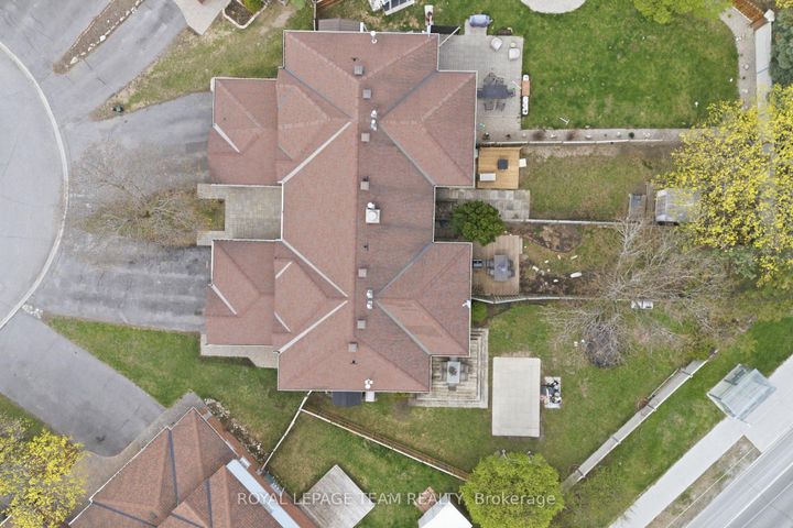 Photo 29 at 29 Grenadier Way, Nepean (Longfields), Ottawa