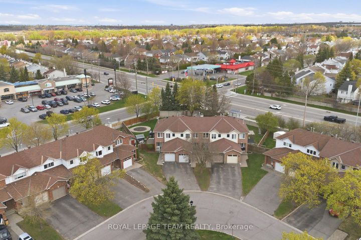 Photo 31 at 29 Grenadier Way, Nepean (Longfields), Ottawa