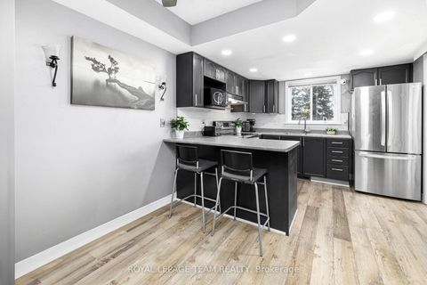 Photo 14 at 29 Grenadier Way, Nepean (Longfields), Ottawa