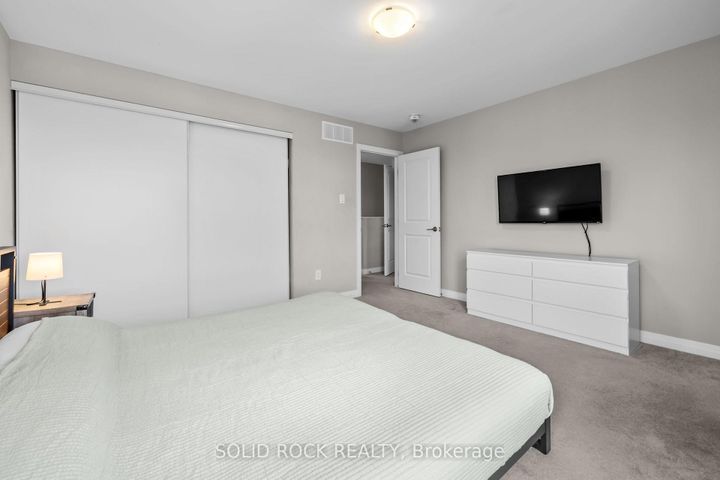 Photo 13 at B - 442 Via Verona Avenue, Nepean (Longfields), Ottawa
