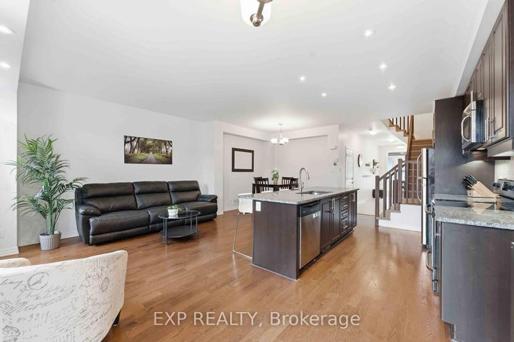 Photo 9 at 151 Hawkshaw Crescent, Nepean (Cedargrove/Fraserdale), Ottawa