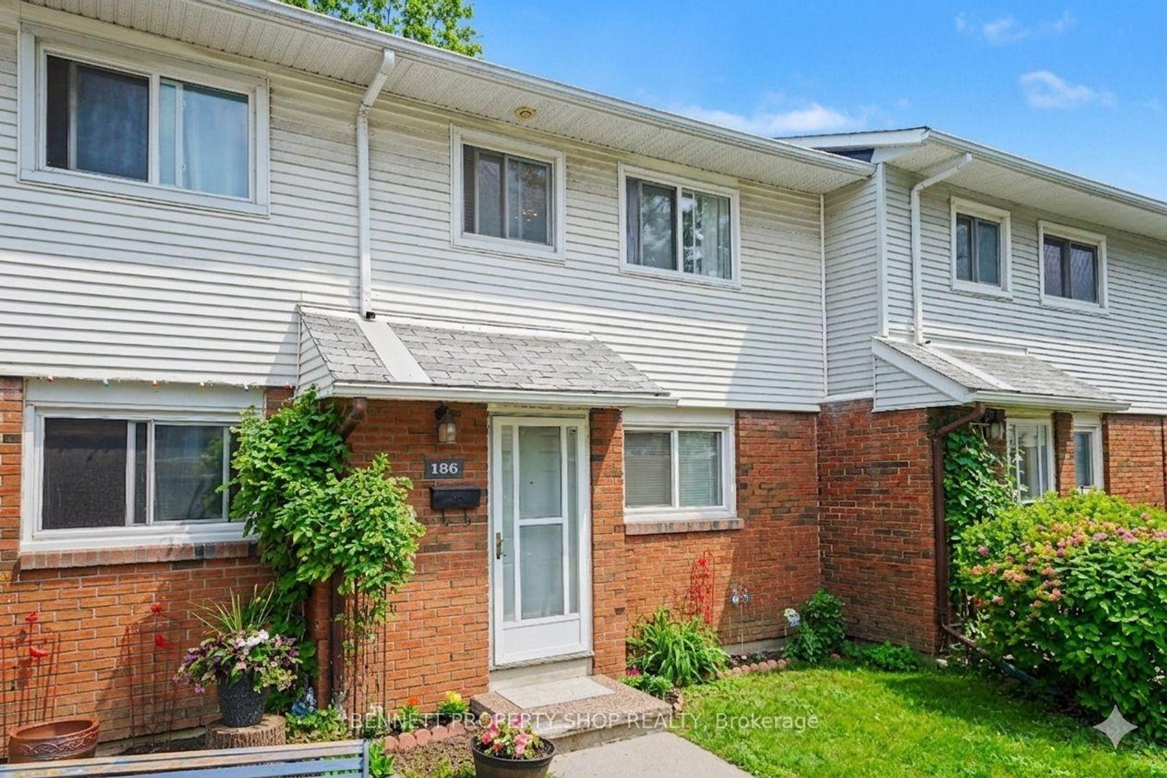 186 - 1045 Morrison Drive, Nepean (Redwood Park), Ottawa 