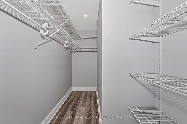 Photo 17 at 12 Largo Crescent, Nepean (Meadowlands/Crestview), Ottawa