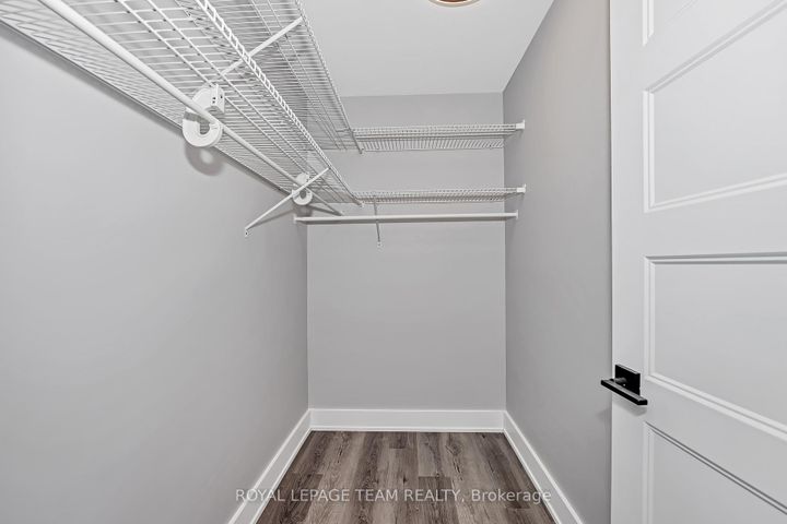 Photo 21 at 12 Largo Crescent, Nepean (Meadowlands/Crestview), Ottawa