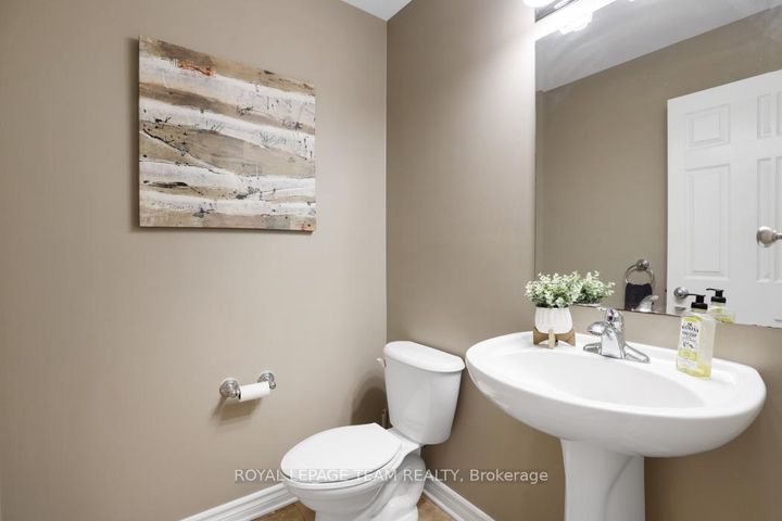 Photo 5 at 406 Pillett Street, Nepean (Strandherd), Ottawa