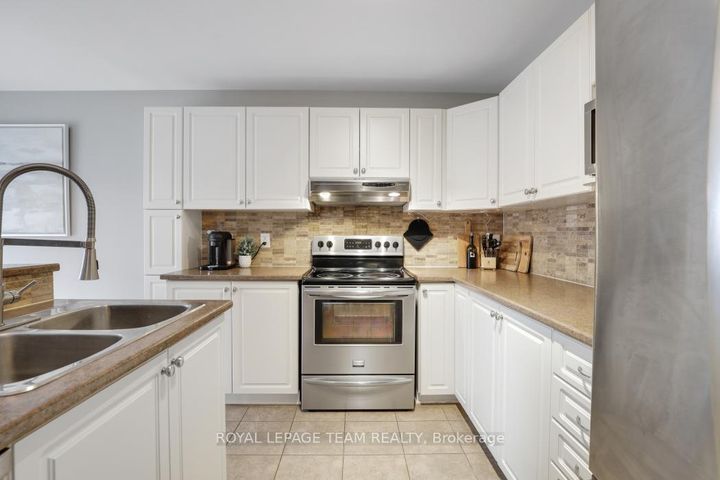 Photo 14 at 406 Pillett Street, Nepean (Strandherd), Ottawa