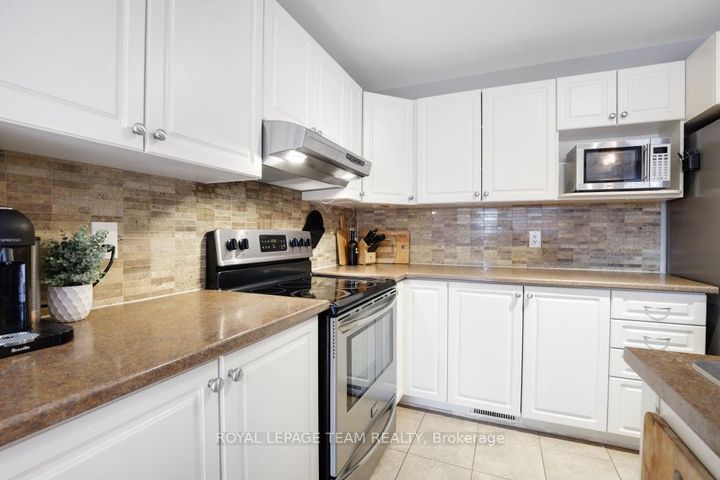 Photo 18 at 406 Pillett Street, Nepean (Strandherd), Ottawa
