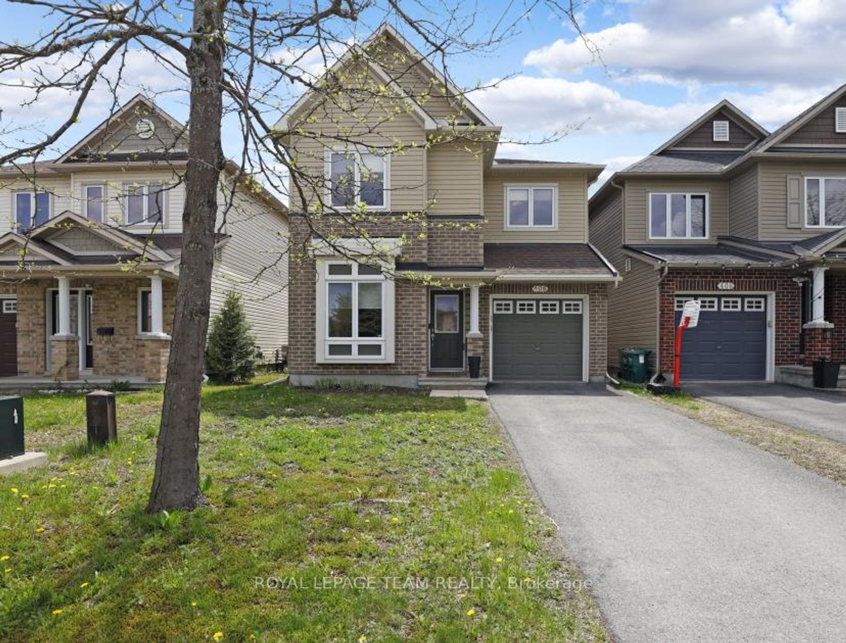 406 Pillett Street, Nepean (Strandherd), Ottawa 