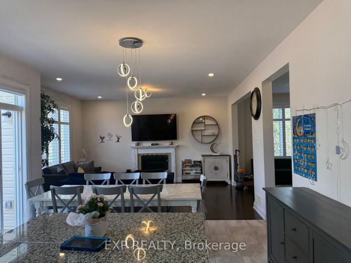 Photo 5 at 138 RYLAND Street E, Nepean (Longfields), Ottawa