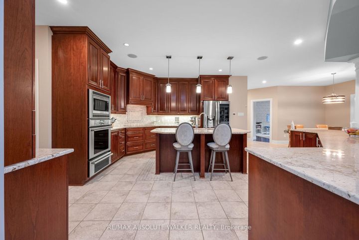 Photo 7 at 11 Tradewinds Drive, Nepean (Barrhaven East), Ottawa