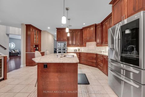 Photo 9 at 11 Tradewinds Drive, Nepean (Barrhaven East), Ottawa