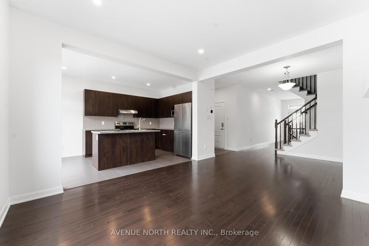 Photo 9 at 2082 Caltra Crescent, Nepean (Half Moon Bay), Ottawa