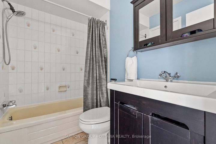 Photo 30 at 1 Airycot Circle, Nepean (Pheasant Run), Ottawa