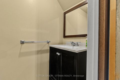 Photo 32 at 1 Airycot Circle, Nepean (Pheasant Run), Ottawa