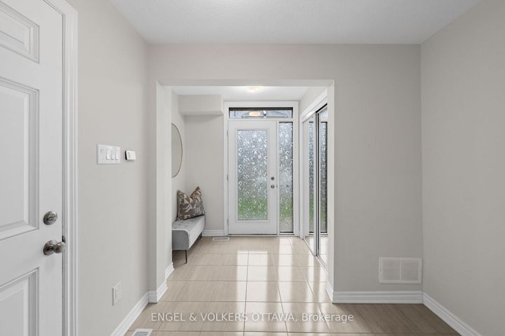Photo 3 at 59 Ursid Mews, Nepean (Half Moon Bay), Ottawa