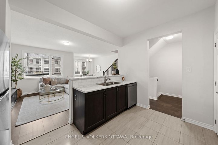 Photo 9 at 59 Ursid Mews, Nepean (Half Moon Bay), Ottawa