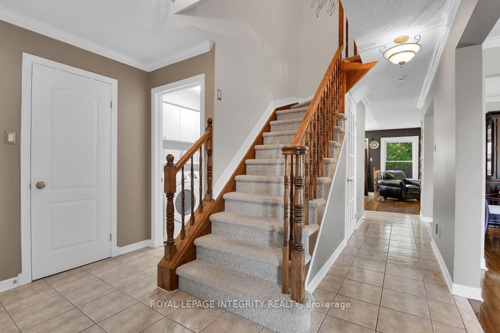 Photo 3 at 97 Grenadier Way, Nepean (Longfields), Ottawa