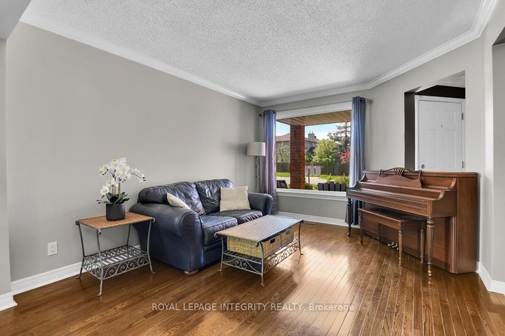 Photo 4 at 97 Grenadier Way, Nepean (Longfields), Ottawa