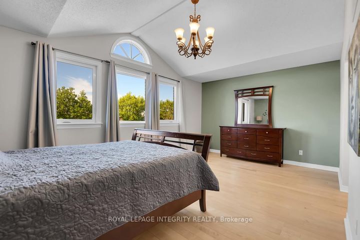 Photo 16 at 97 Grenadier Way, Nepean (Longfields), Ottawa