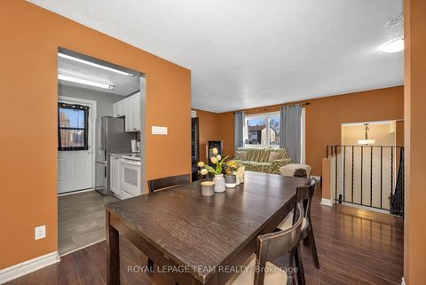Photo 5 at 23A Woodvale Green, Nepean (Craig Henry/Woodvale), Ottawa