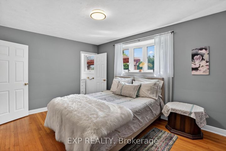 Photo 15 at 4 Wolmsley Crescent, Nepean (Meadowlands/Crestview), Ottawa