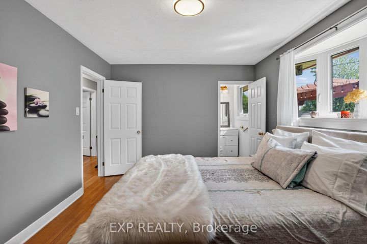 Photo 16 at 4 Wolmsley Crescent, Nepean (Meadowlands/Crestview), Ottawa