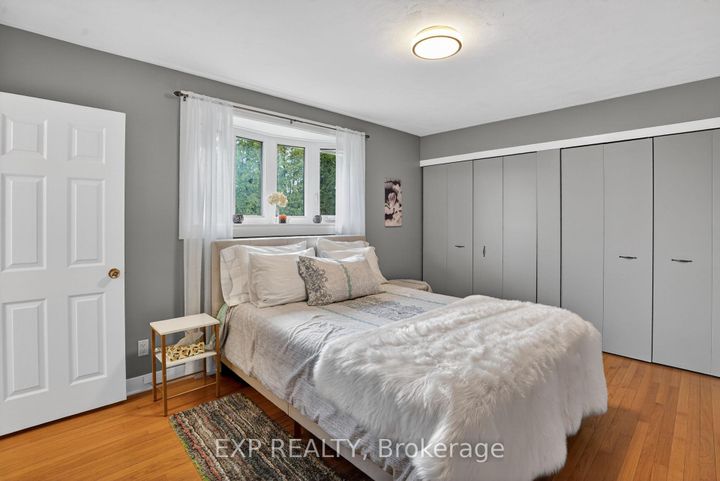 Photo 17 at 4 Wolmsley Crescent, Nepean (Meadowlands/Crestview), Ottawa