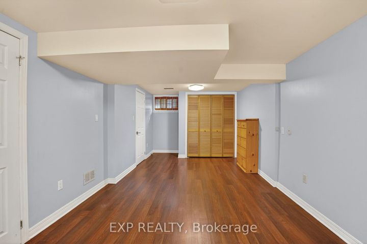 Photo 32 at 4 Wolmsley Crescent, Nepean (Meadowlands/Crestview), Ottawa